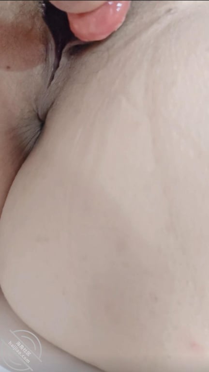 (原创视频)：操干妈中途她老公打电话过来，边操边接电话 配图6