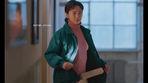 【AI脱衣推演】经典电视剧《老舅》主演：王佳佳 张歆艺 配图3