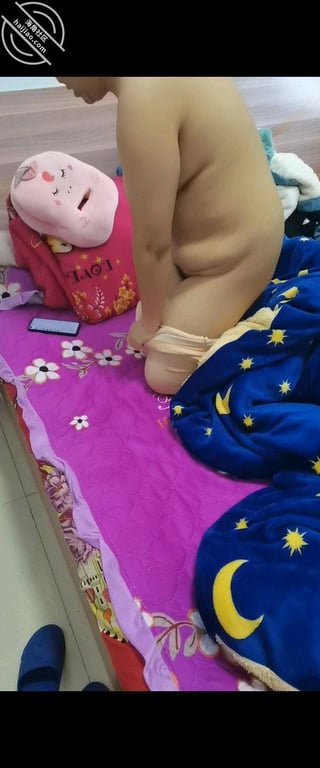 （原创）真实亲妈做爱！妈妈下班回来洗澡-老宋论坛