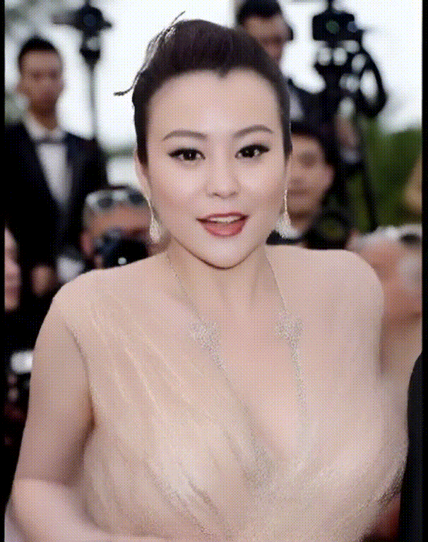 【AI明星换脸】郝蕾海棠花红，不负春光不负卿 配图3