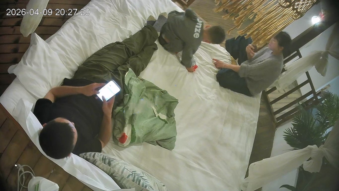 夜幕撩人~一屋三人激情缠绵~恩爱如初~老公，好饥渴！ 配图6