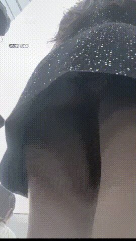 【mccd】极品女神网红地打卡失控！黑色闷骚丁字裤根本遮不住粉嫩骚B和紧致菊花， 配图2