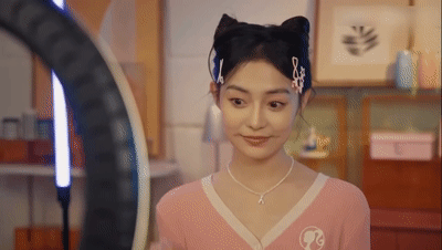 【AI魔改影游】《捞女游戏未删减版-第一章《愿得一人心》》上外卖小哥偶遇颜值主播 配图2