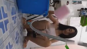 房东浴室偷拍❤️极品女租客厕后用勺子狂洗粉嫩骚逼与翘臀 - 老宋论坛-老宋论坛
