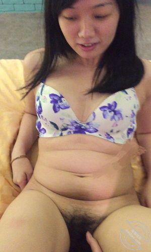 台湾情侣泄密 妹子嘴里一直喊着不要拍，小穴一被玩就甚麼都不管。 - 老宋论坛-老宋论坛