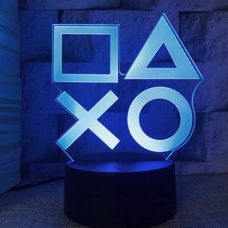 PlayStation 3D lampe. Natlampe med PlayStation taster.