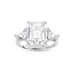 emerald-trillion-moissanite-3-stone-ring-122119em