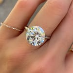 Stunning Solitaire Engagement Rings