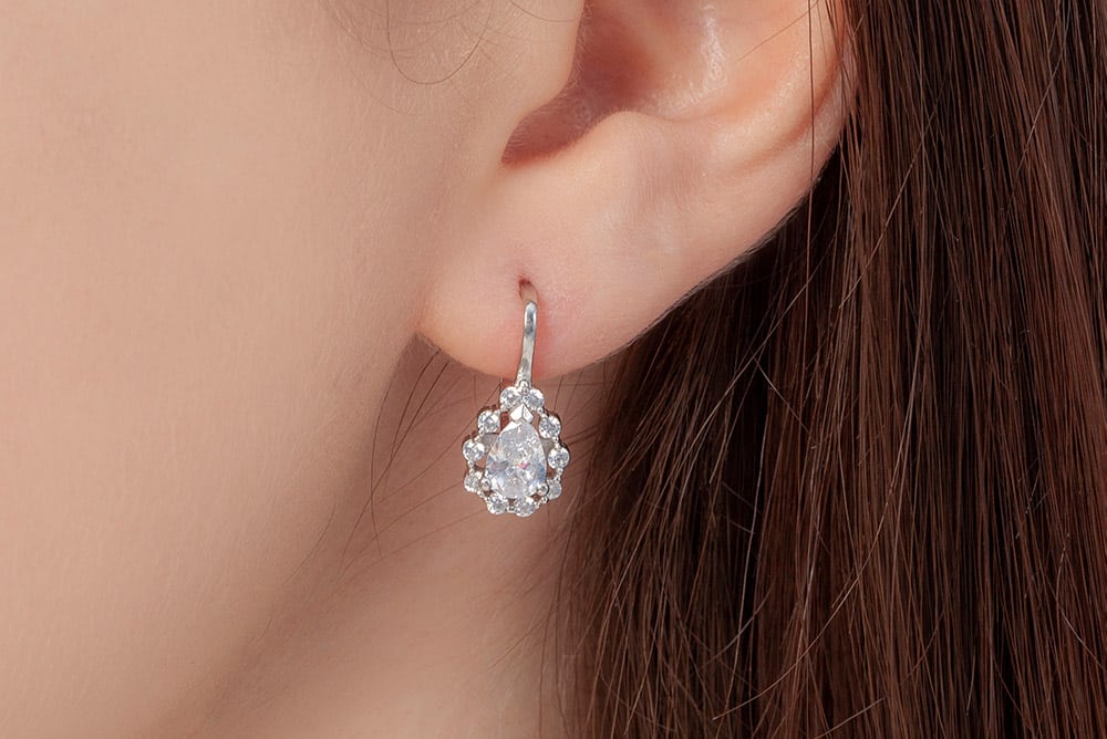 4 carat drop earrings