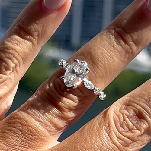 Elongated oval moissanite deals