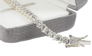 round-moissanite-bangle-bracelet-70l477rd