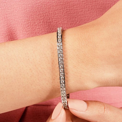 Classic Diamond Box Tennis Bracelet