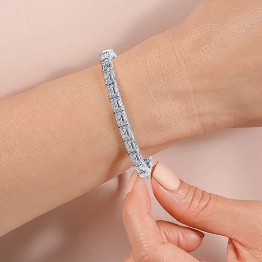 East West Emerald Moissanite Tennis Bracelet