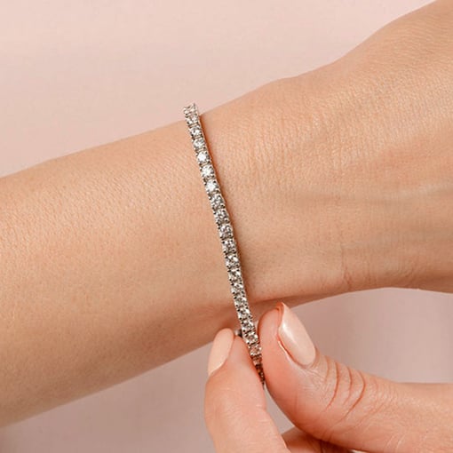 Timeless Round Moissanite Tennis Bracelet