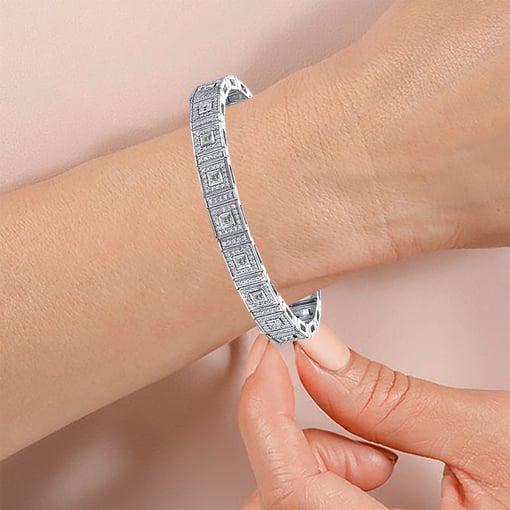 Bezel Halo Princess Tennis Bracelet