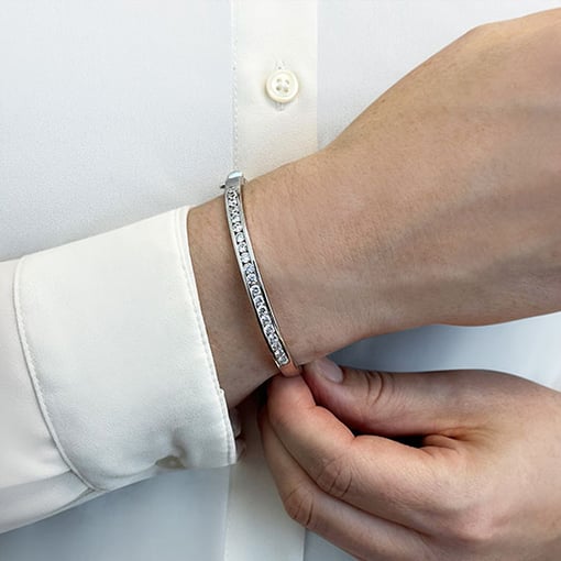 Channel Set Top Bangle