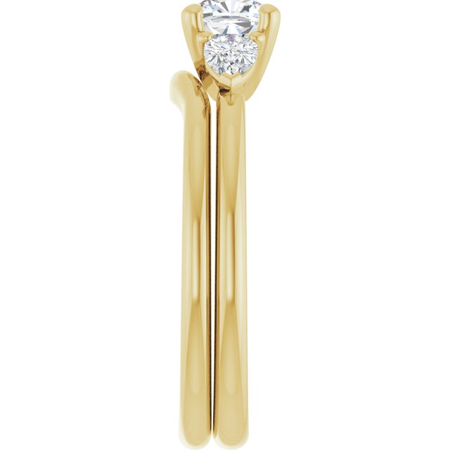 0.96 tcw Cushion Diamond EF/VS1+ Cathedral Three Stone Engagement Ring in 18KY | AllComponents_ViewE