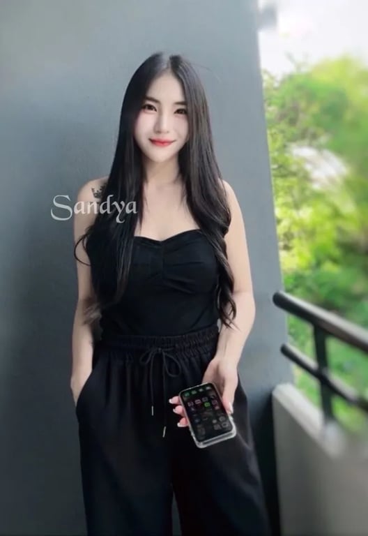 FIWSIDE - แซนญ่า รับงานไซด์ไลน์