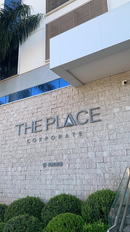 Fachada do edifício The Place Corporate - Clínica Dr. Kleber Sandim