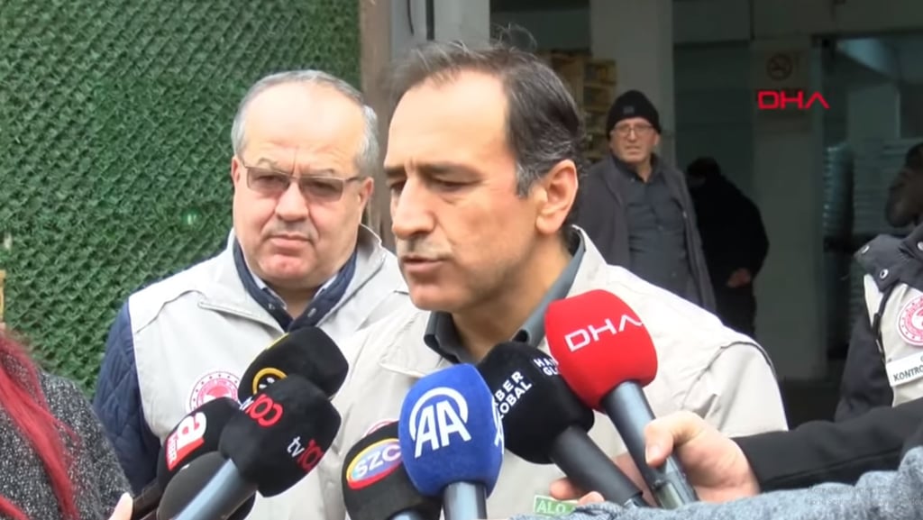 İstanbul Tarım İl Müdürlüğü zeytinyağı denetimi gerçekleştirdi, internetten satın alınan zeytinyağla...