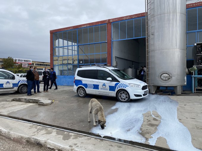 Konya’da süt banyosu yaptığı iddiasıyla gündeme gelen sanık, açtığı karşı davayla tazminat kazandı!