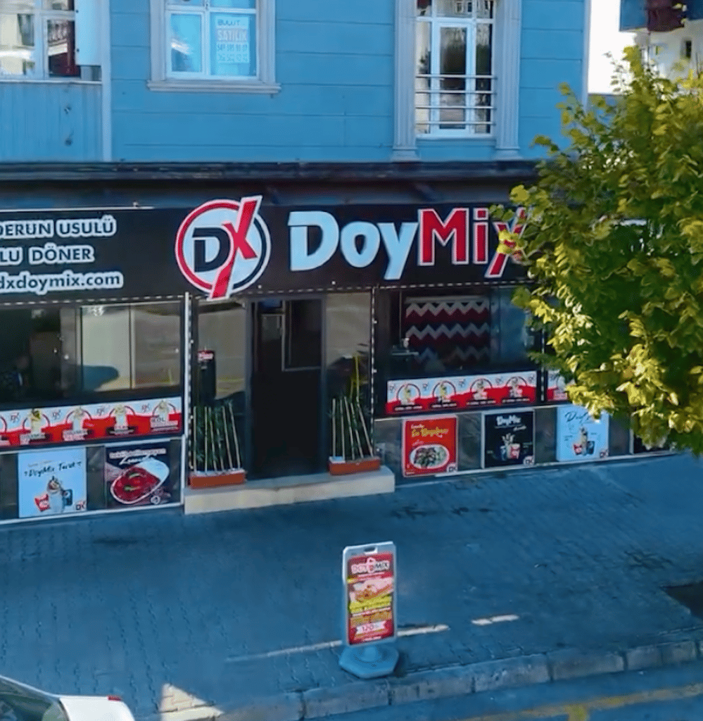 Samsun'da 4 öğrencinin tavuk döner yedikten sonra zehirlendi