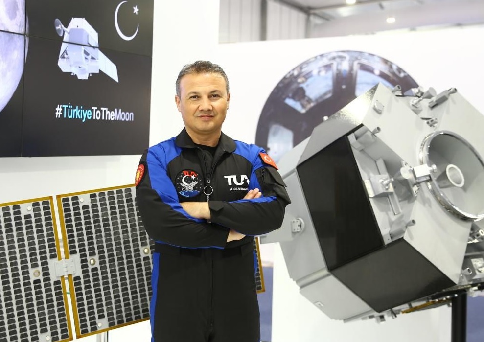 Türkiye Cumhuriyeti'nin ilk astronotu uzayda propolisin bakteriler üzerindeki etkisini araştıracak.