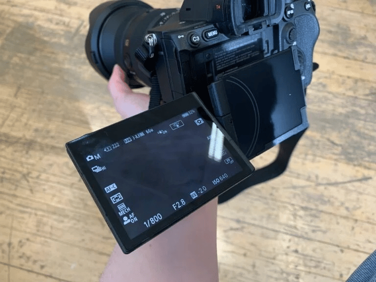 Máy ảnh Sony A7R Mark V -3