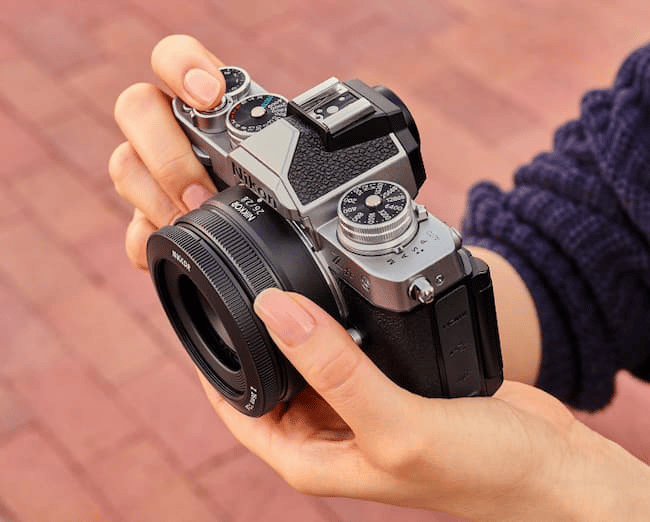 Ống kính Nikon Nikkor Z 26mm F2.8