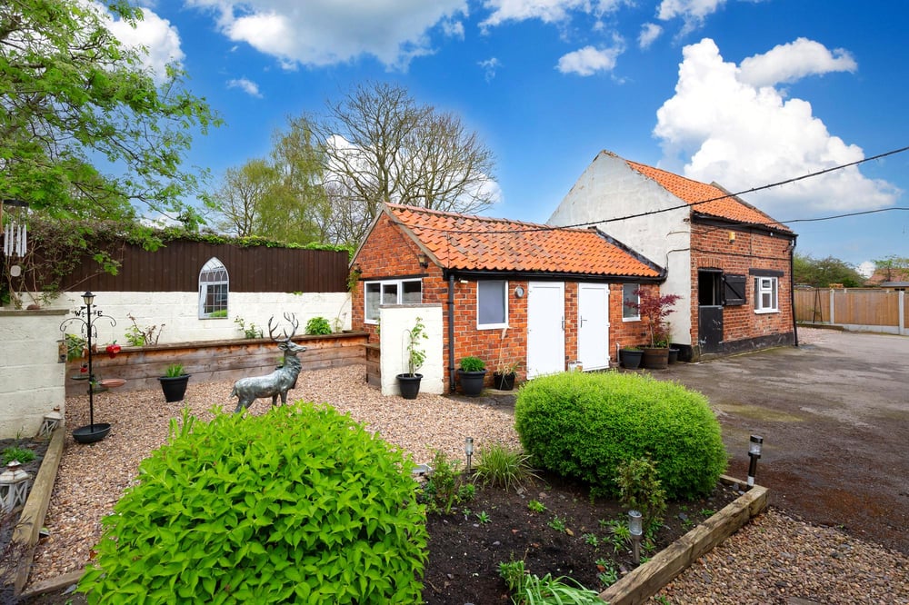 Calm Cottage Main Street, Ellerton, York
