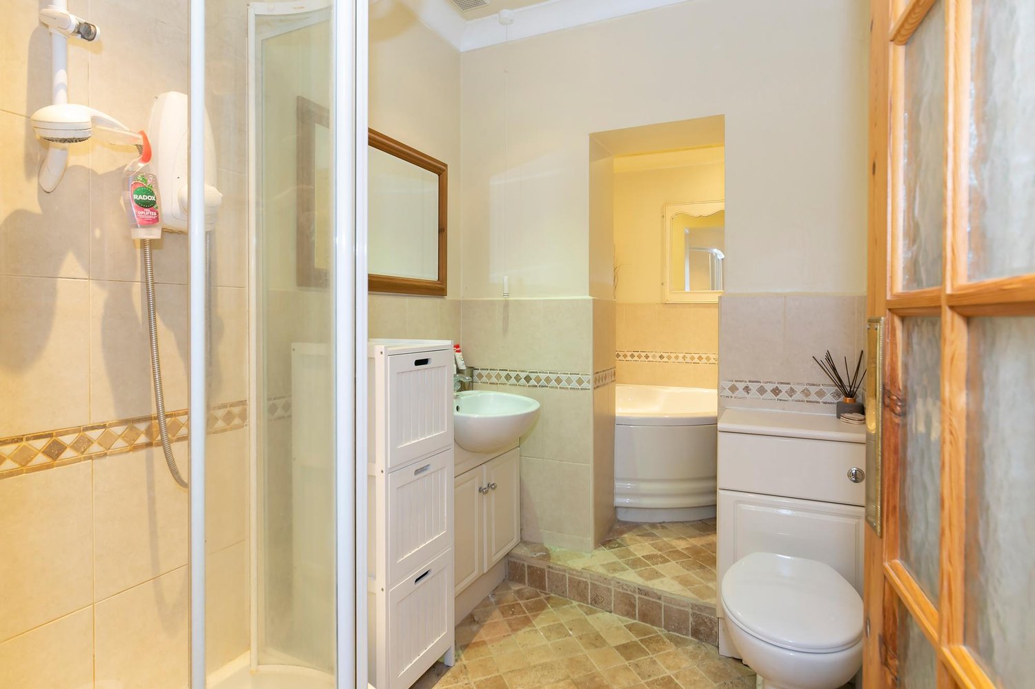 Throstlegate Main Street , Burnby, York