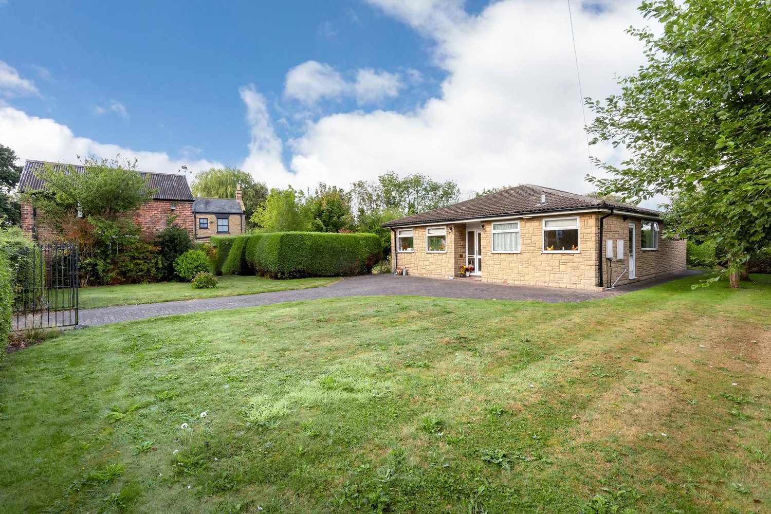 1 Station Lane, Holme-on-spalding-Moor, York