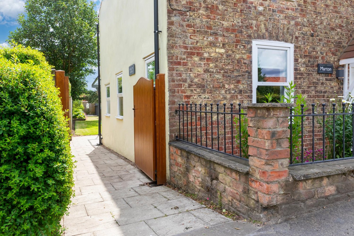 Marton Hatkill Lane, Full Sutton, York