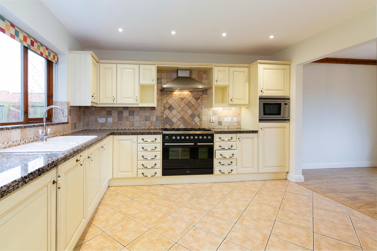 Straven Jackson Lane, Newton on Derwent, York