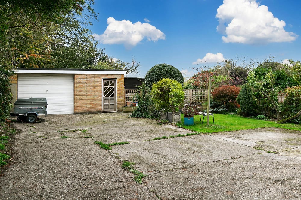 The Old Forge Huggate Road, North Dalton, Driffield