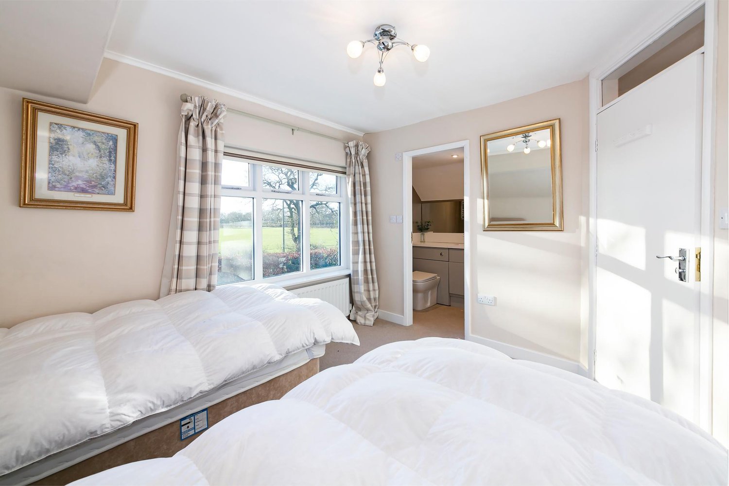 Whinwood Ash Lane, Melbourne, York