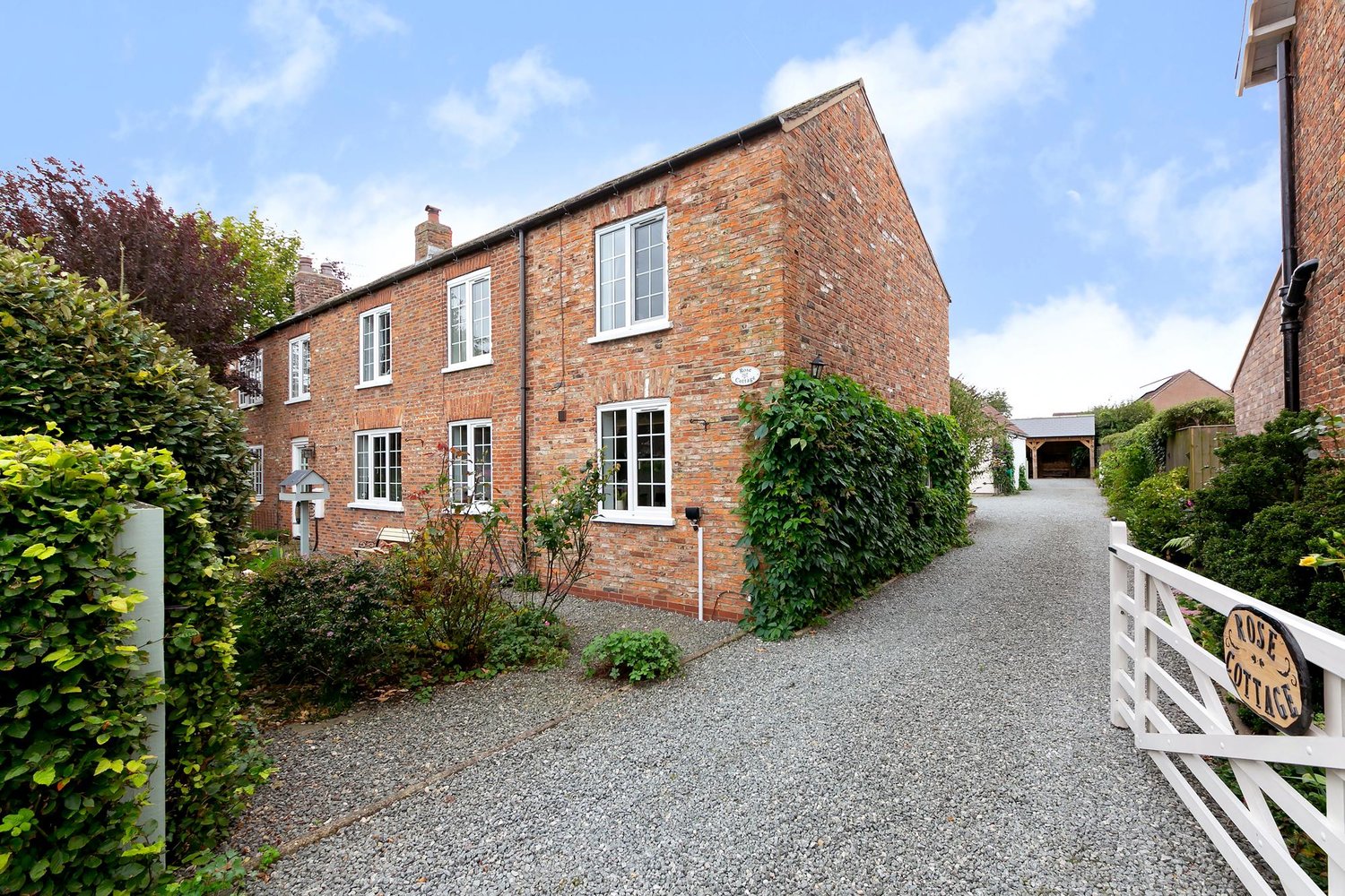 *Rose Cottage Main Street, Melbourne, York