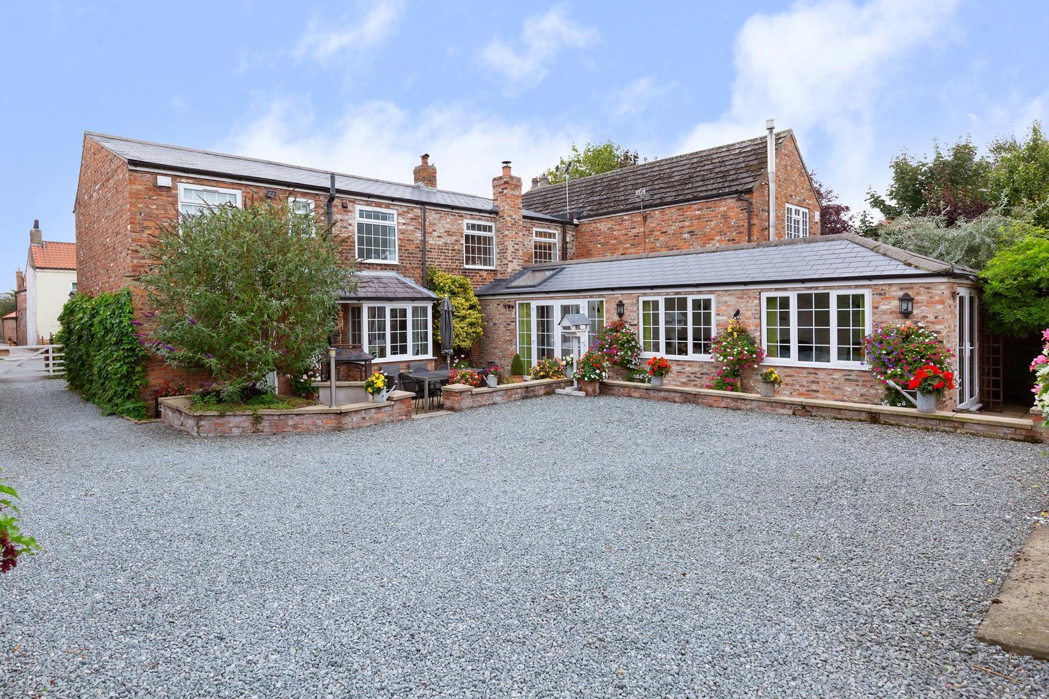 *Rose Cottage Main Street, Melbourne, York