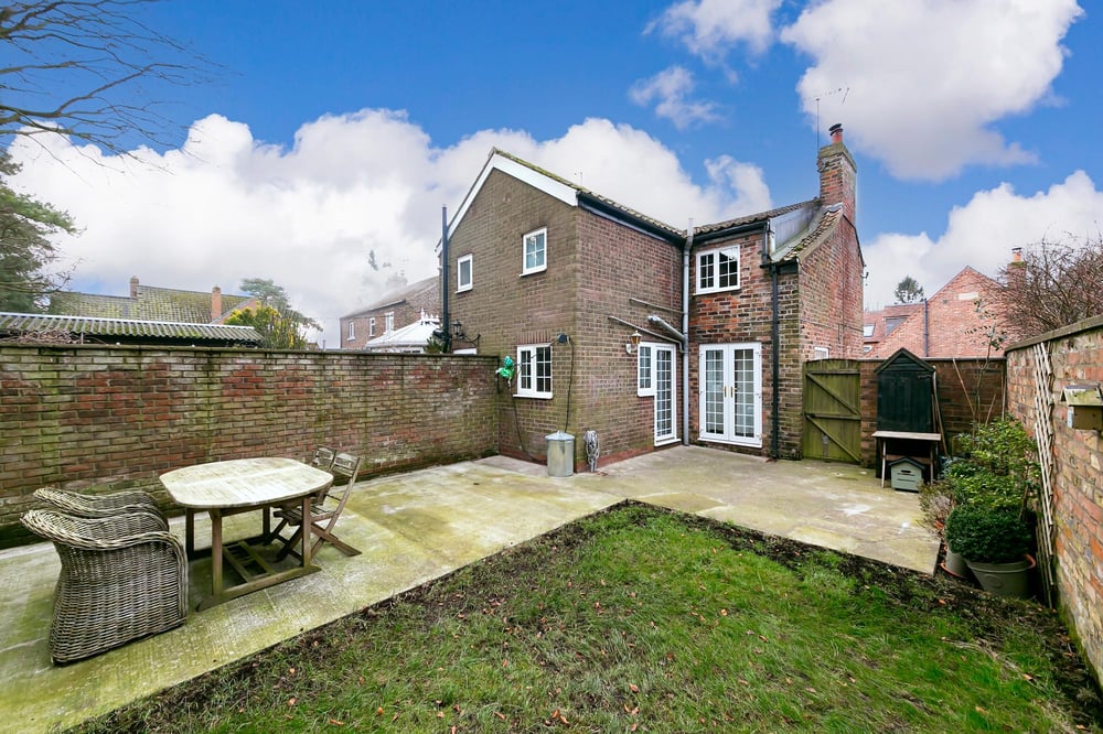 11 Cherry Garth, Lund, Driffield