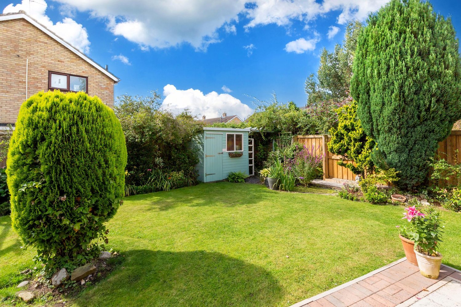 14 White House Grove, Elvington, York