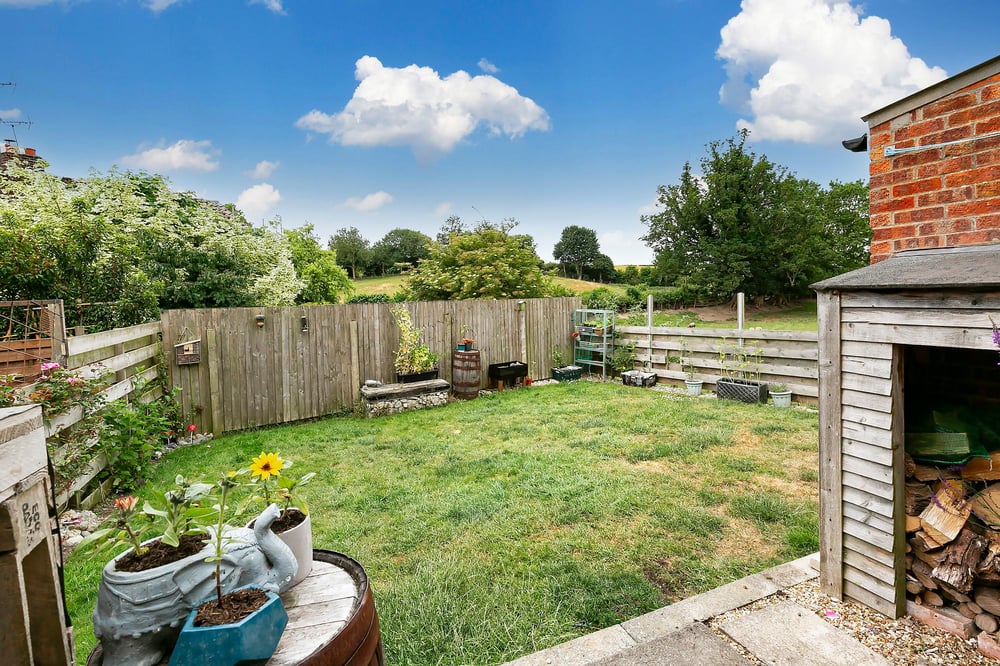 6 Well Garth, North Dalton, Driffield