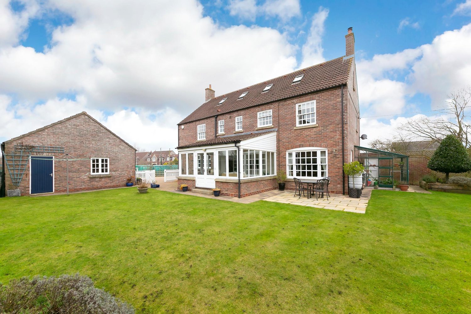 Village Farm House Main Street, Newton on Derwent, York