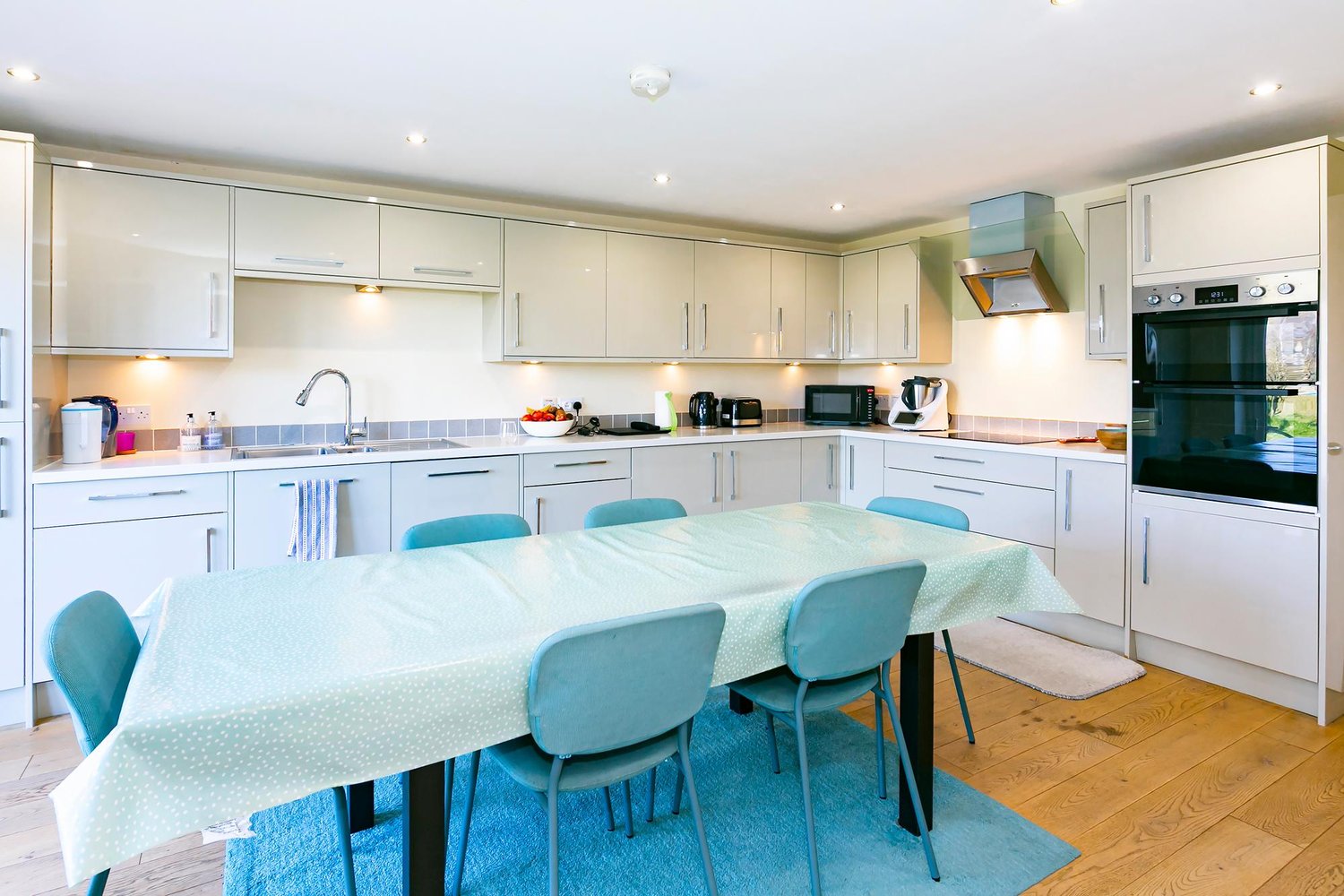 Ark House Main Street, Melbourne, York