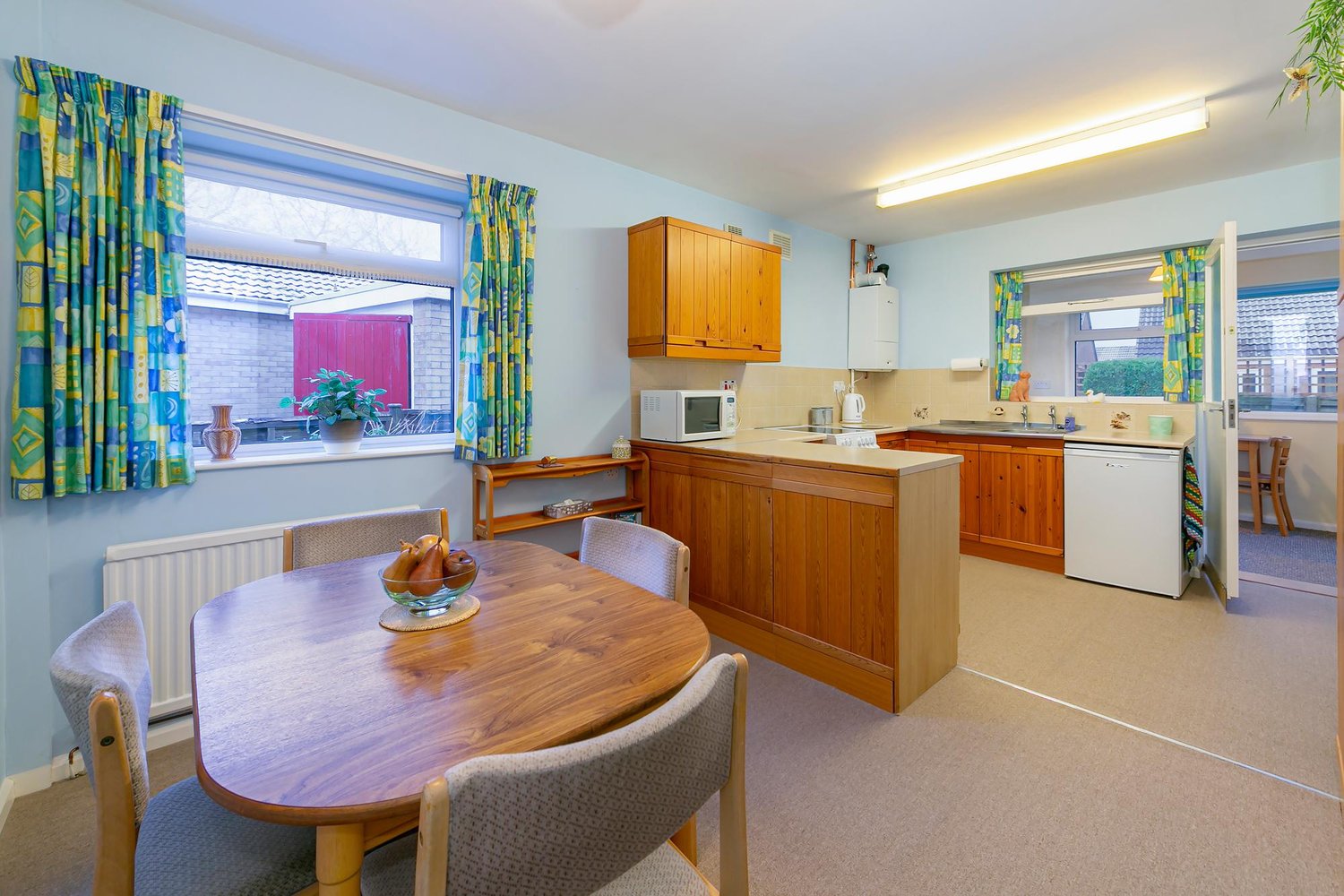 X 6 Halifax Close, Pocklington, York