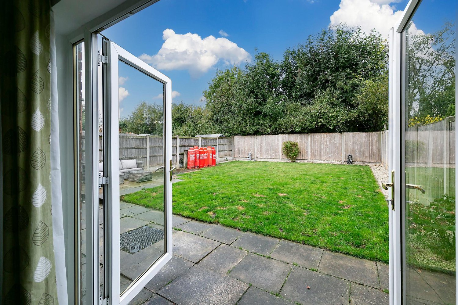 5 Hart Hill Crescent, Full Sutton, York
