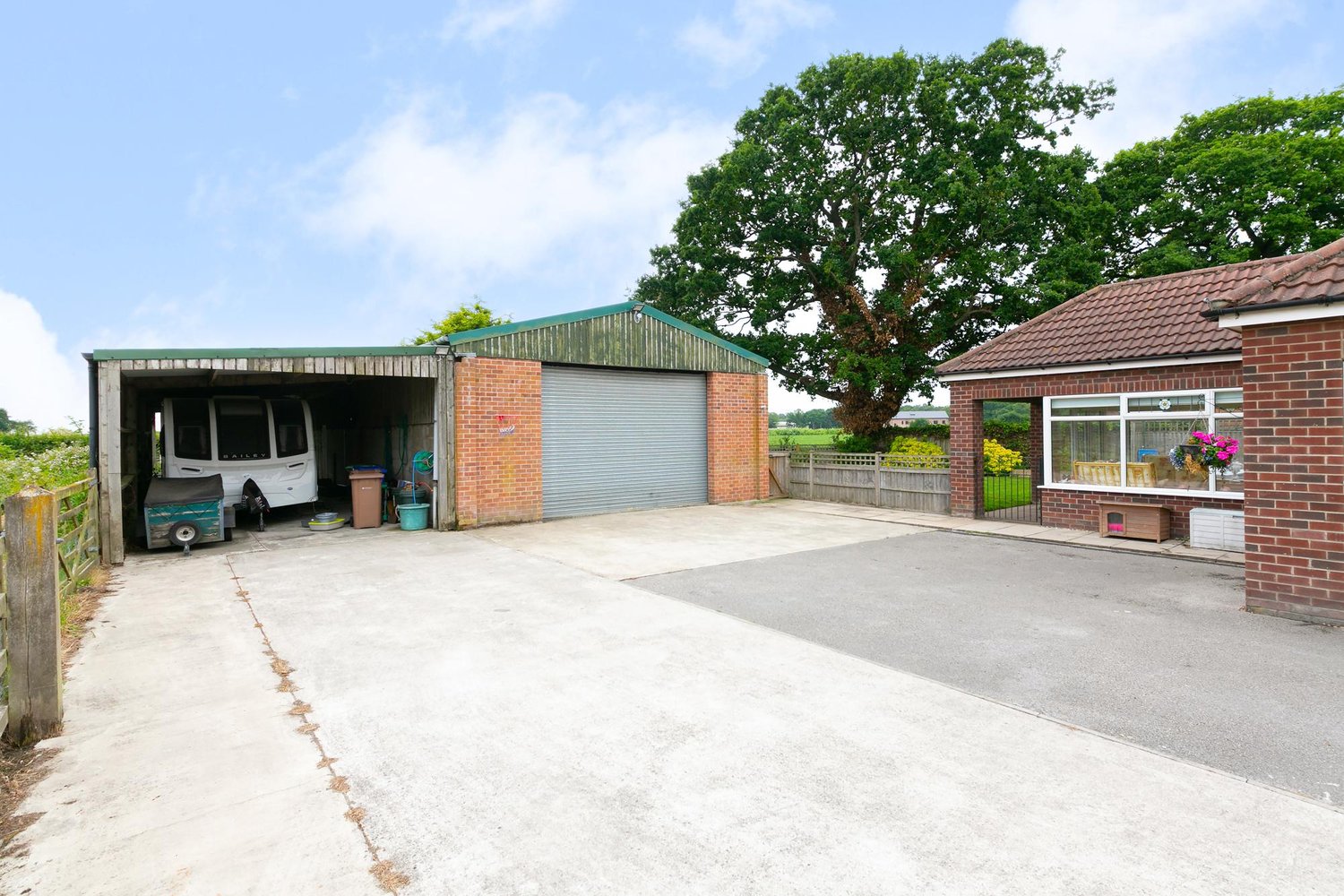 Little Oaks Mill Lane, Seaton Ross, York