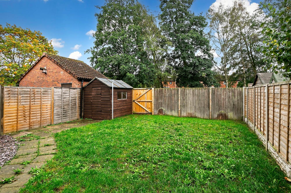 2 Hart Hill Crescent, Full Sutton, York