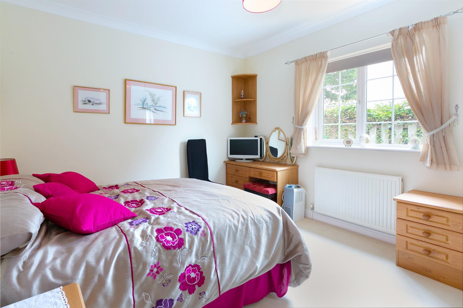 Little Oaks Mill Lane, Seaton Ross, York