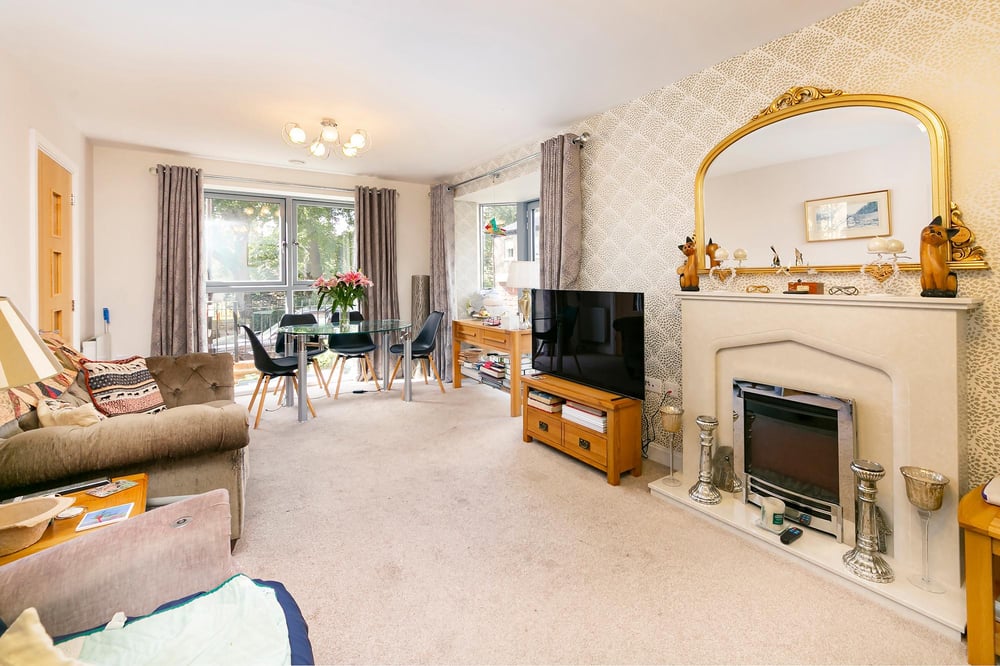 6 Cardinal Court Bishophill Junior, , York