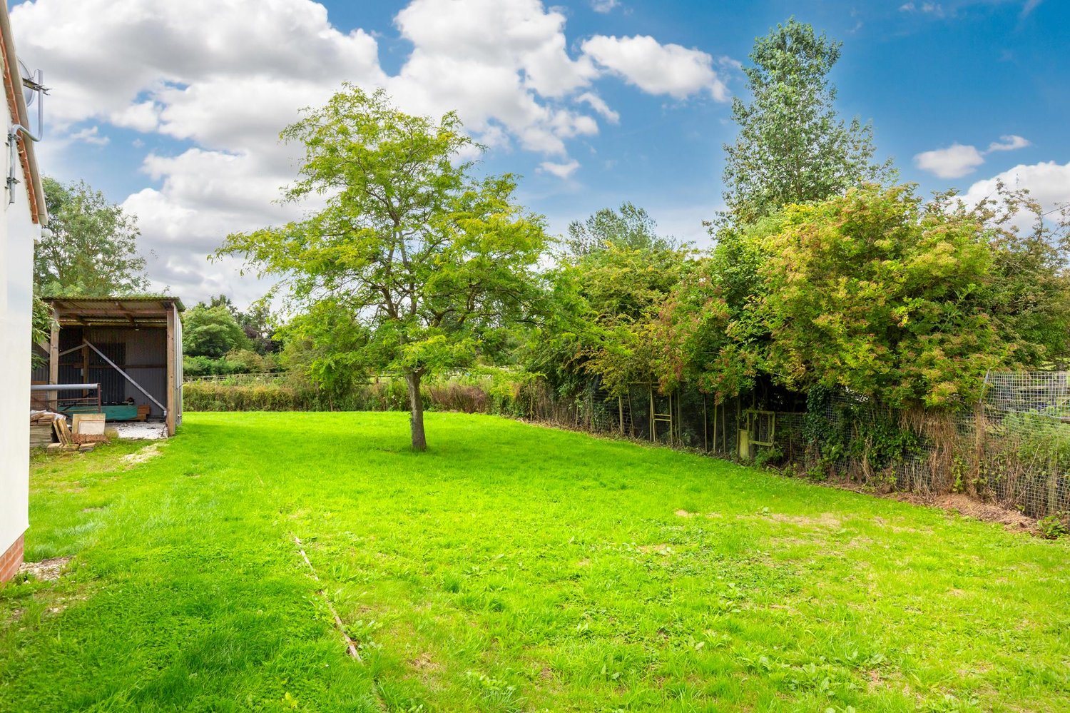 Throstlegate Main Street , Burnby, York